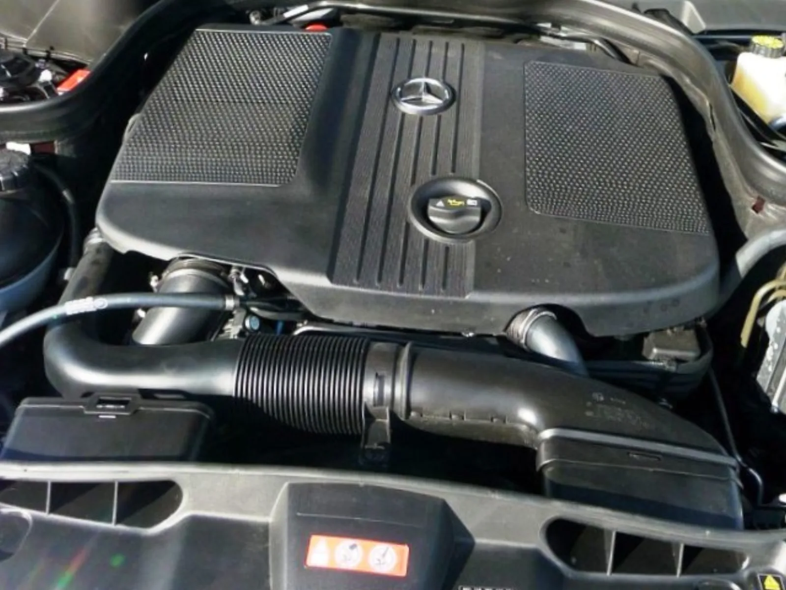 Mercedes-Benz OM651 négyhengeres common-rail dízelmotor